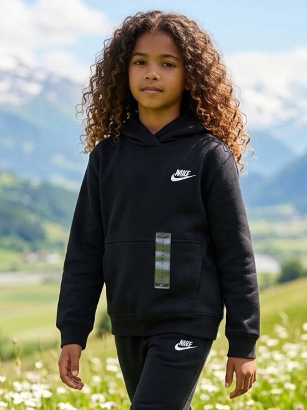 NWT NIKE Unisex Youth Black Logo Hoodie Pullover Athletic - Size Small